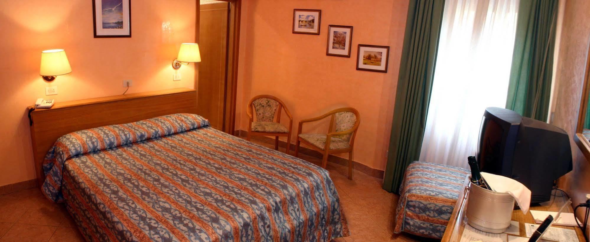 Hotel Patria Rome Bilik gambar